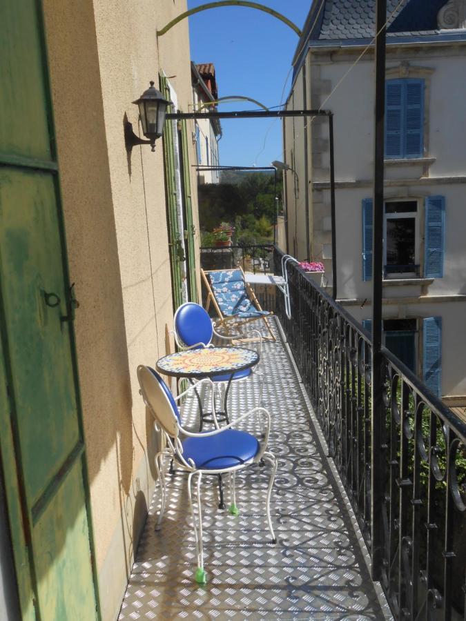 Maison Spacieuse Et Agreable Saint-Georges-de-Luzencon Экстерьер фото